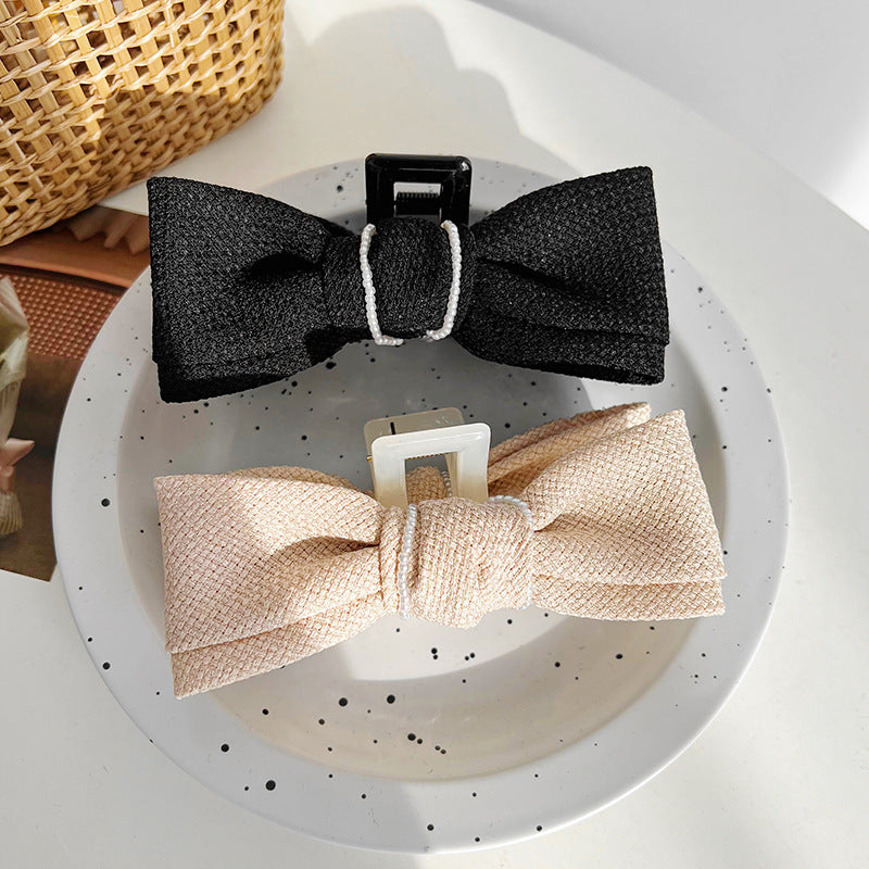 Colette Pearl Bow Claw Clip