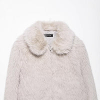 Women’s Faux Fur Jacket with Collar – Ivory Plush Zipper Coat for Winter Outfits