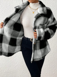 Women’s Oversized Fleece Plaid Button Jacket with Pockets – Fall Outerwear Staple