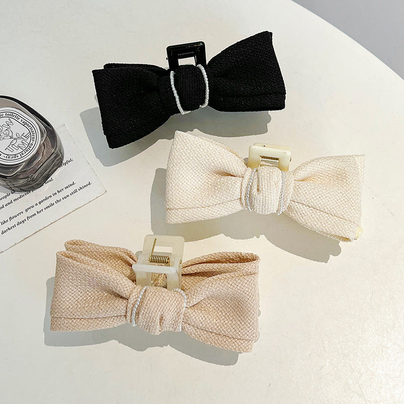 Colette pearl bow claw clip