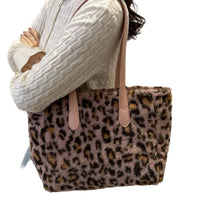 af422fbd-f244-45b5-82a7-c66a1e9718f5-Max